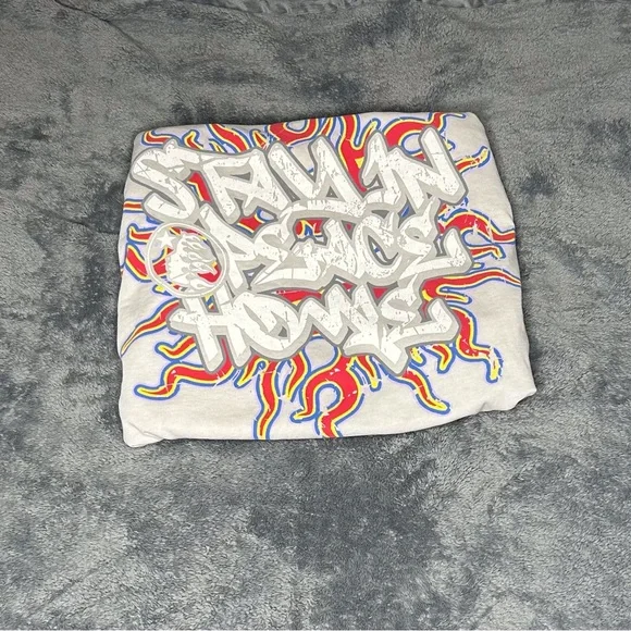 Gray Graphic T-Shirt - Picture 4 of 5